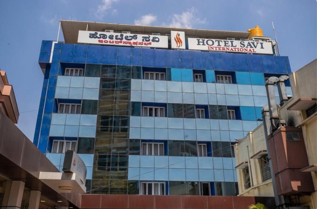 Hotel Savi Inn Bangalore Esterno foto